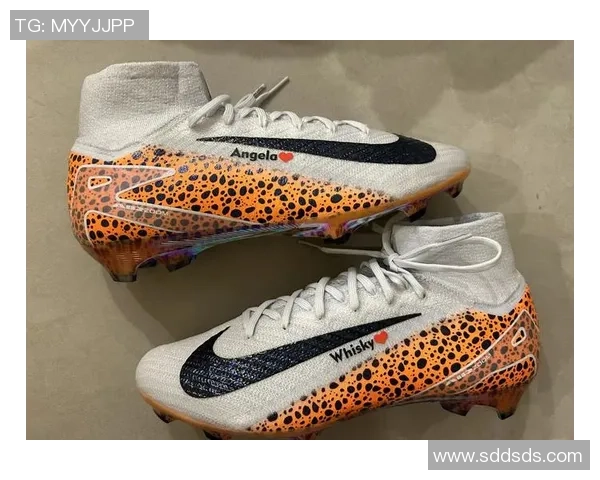 国际球星专属足球鞋设计欣赏 个性与科技完美融合的运动风尚