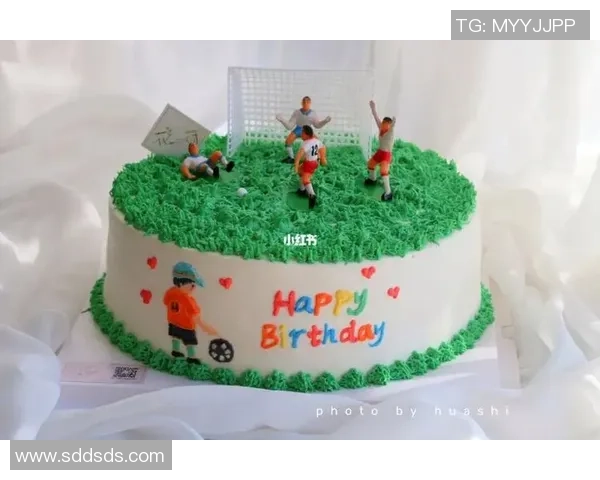 奥文足球明星蛋糕设计灵感与制作技巧完美结合，打造独特生日惊喜