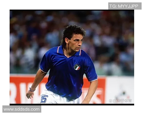 德国足球传奇6号球星风采展现 光辉岁月与卓越技艺的完美融合 德国足球传奇6号球星风采展现 光辉岁月与卓越技艺的完美融合