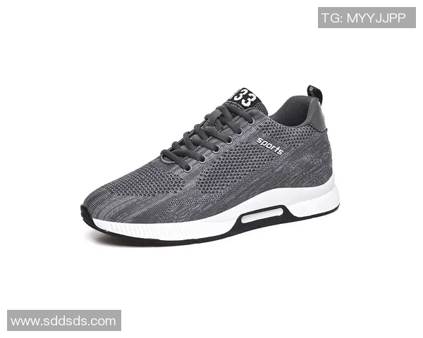 足球球星专属运动鞋价格全解析 最新款式与市场行情一览